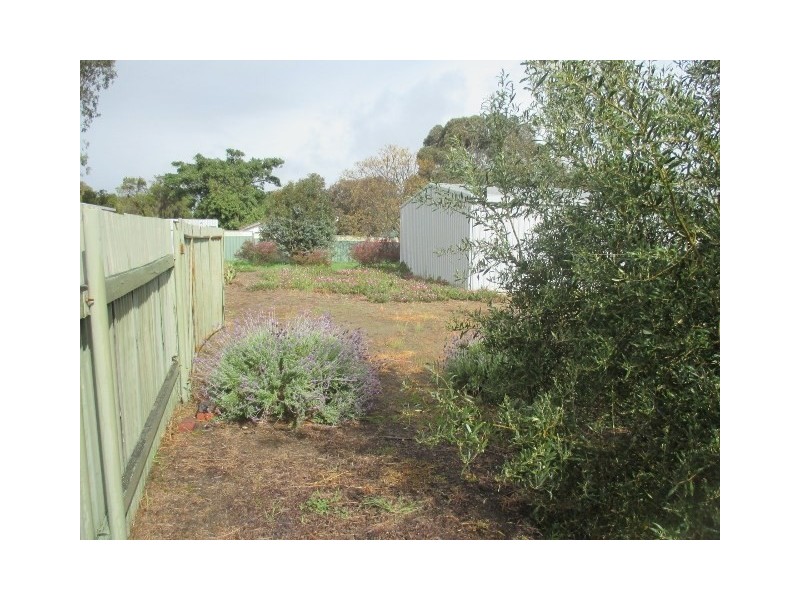 35 Adam Street, Katanning WA 6317