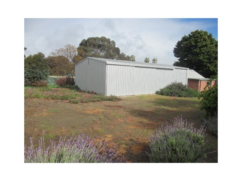 35 Adam Street, Katanning WA 6317