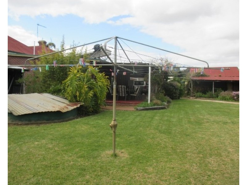 15 Beach Street, Katanning WA 6317