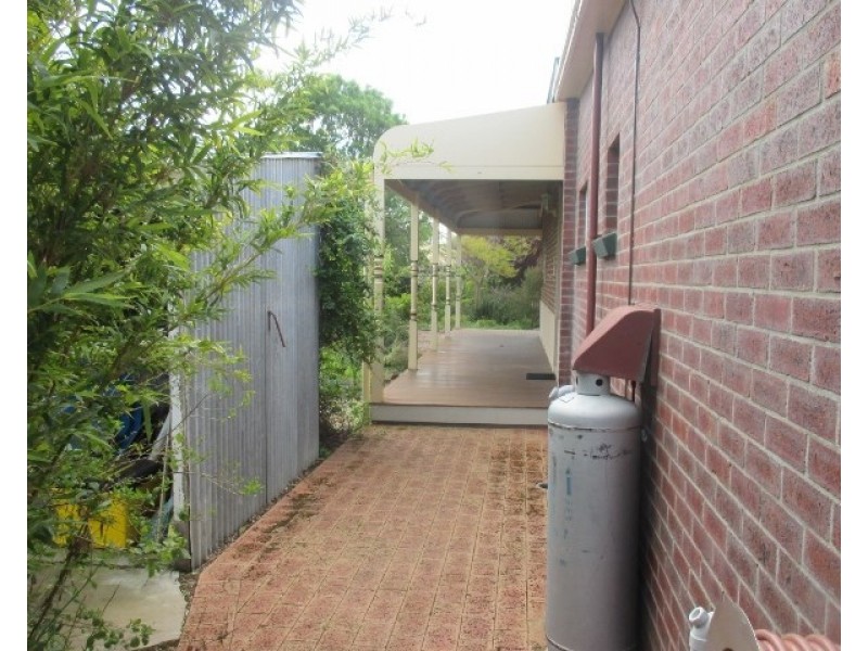 15 Beach Street, Katanning WA 6317