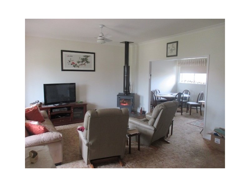 24 Chipper Street, Katanning WA 6317