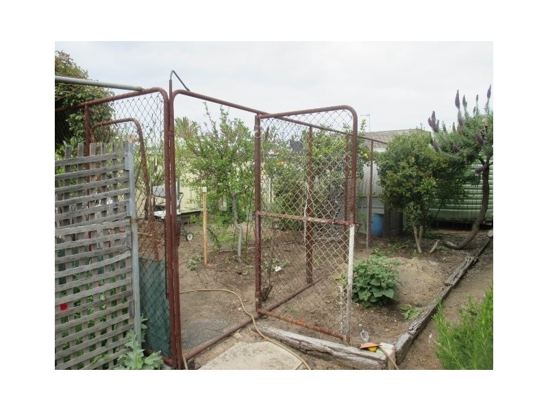 24 Chipper Street, Katanning WA 6317