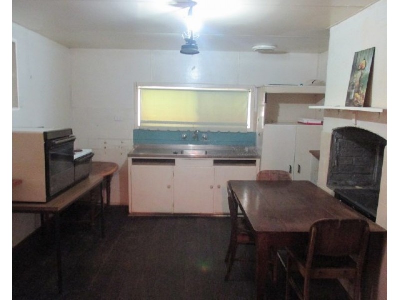 19 Claude Street, Katanning WA 6317