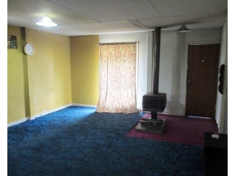 19 Claude Street, Katanning WA 6317