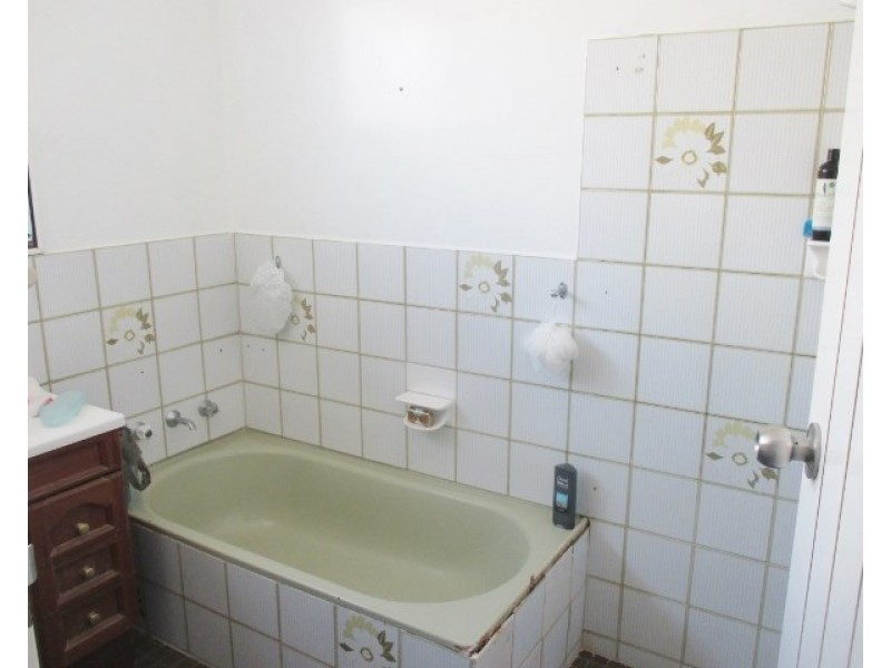 59 Carew Street, Katanning WA 6317