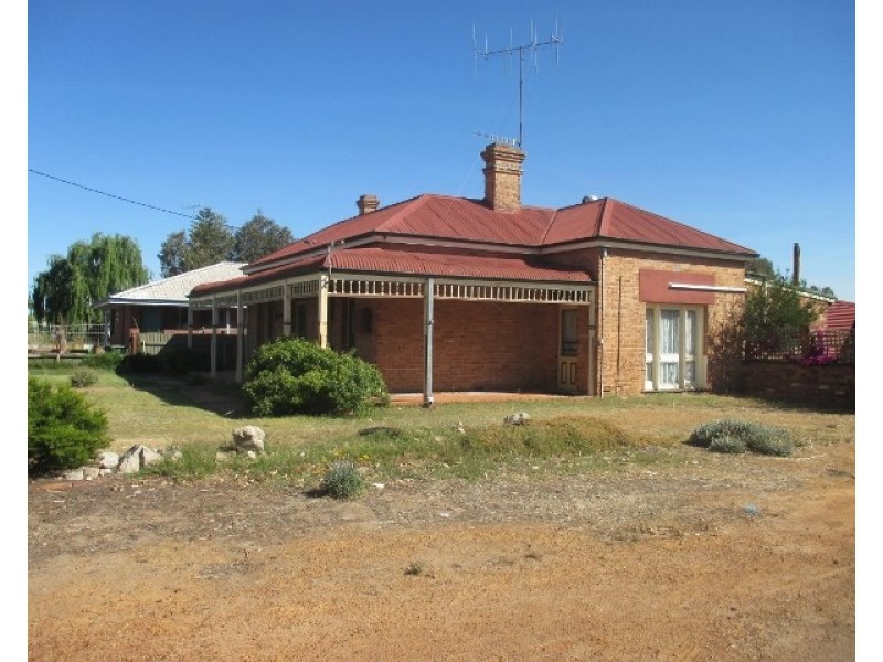 59 Carew Street, Katanning WA 6317