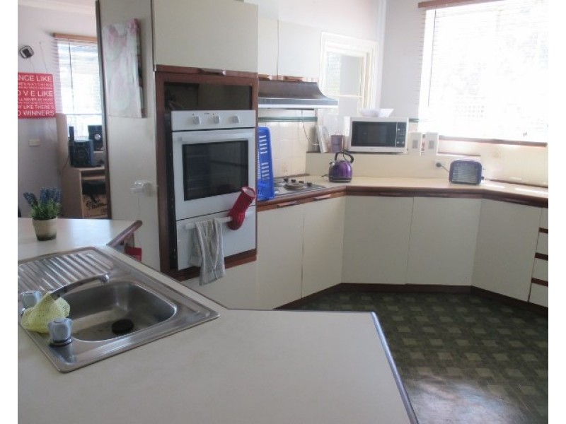 59 Carew Street, Katanning WA 6317