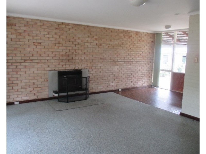 4 Newstead Road, Kojonup WA 6395