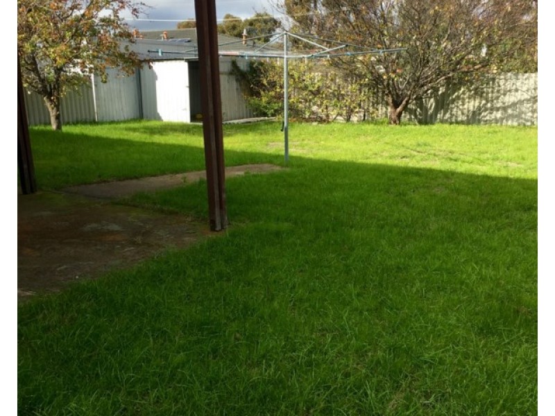 5 Hakea Place, Katanning WA 6317