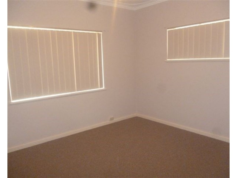 17 Aberdeen Street, Katanning WA 6317