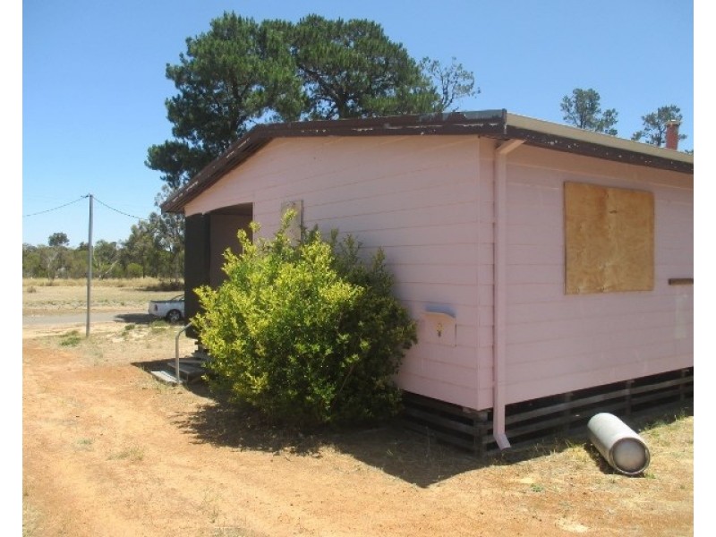 20 Saggers Street, Tambellup WA 6320