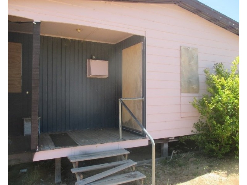 20 Saggers Street, Tambellup WA 6320