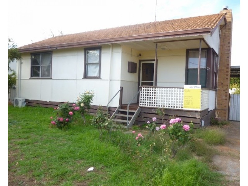 21 Kemble Terrace, Katanning WA 6317