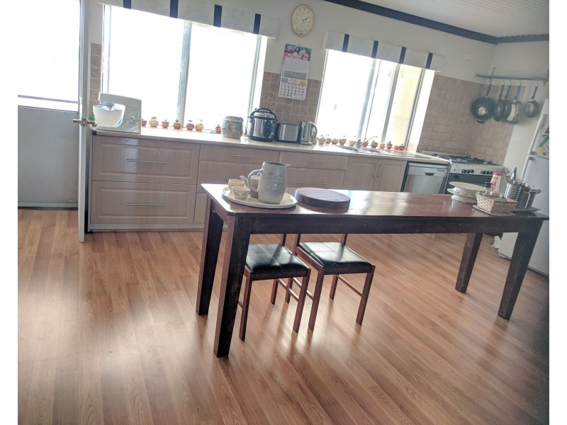 63 Rogers Avenue, Katanning WA 6317