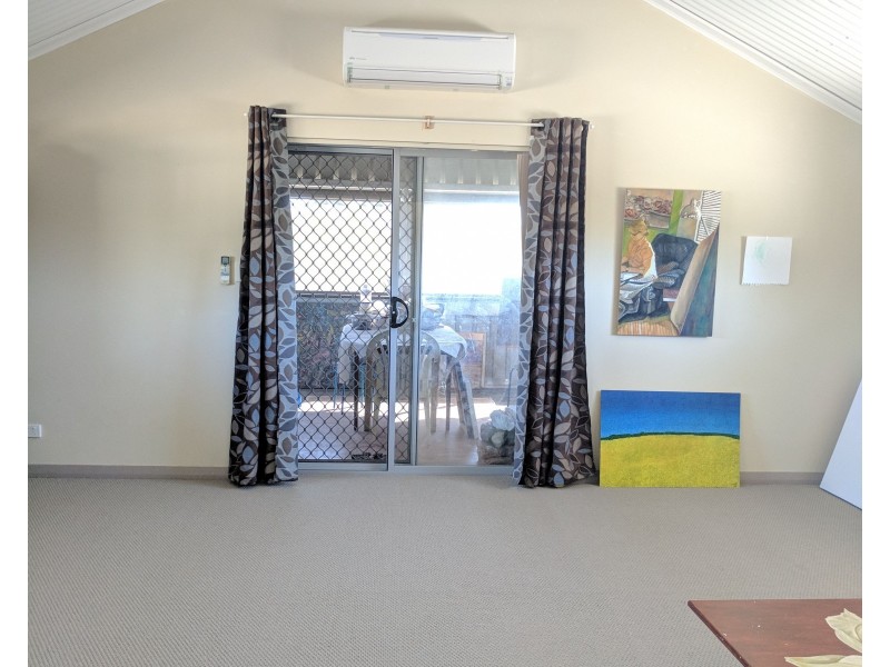 63 Rogers Avenue, Katanning WA 6317