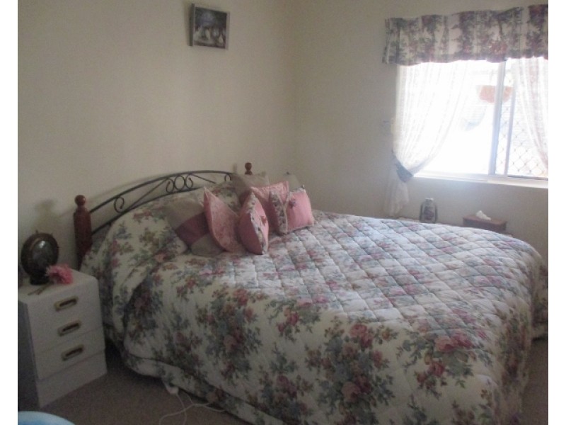 16 Hakea Place, Katanning WA 6317