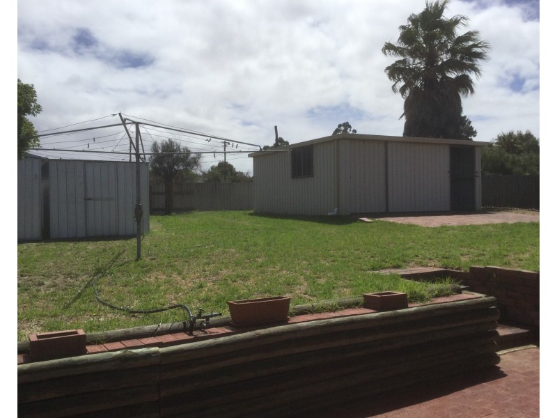 27 Newstead Road, Kojonup WA 6395