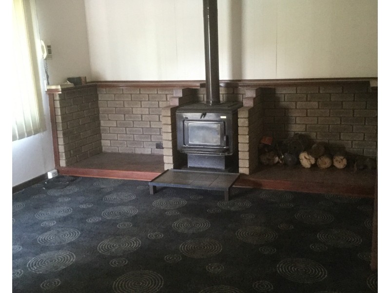 27 Newstead Road, Kojonup WA 6395