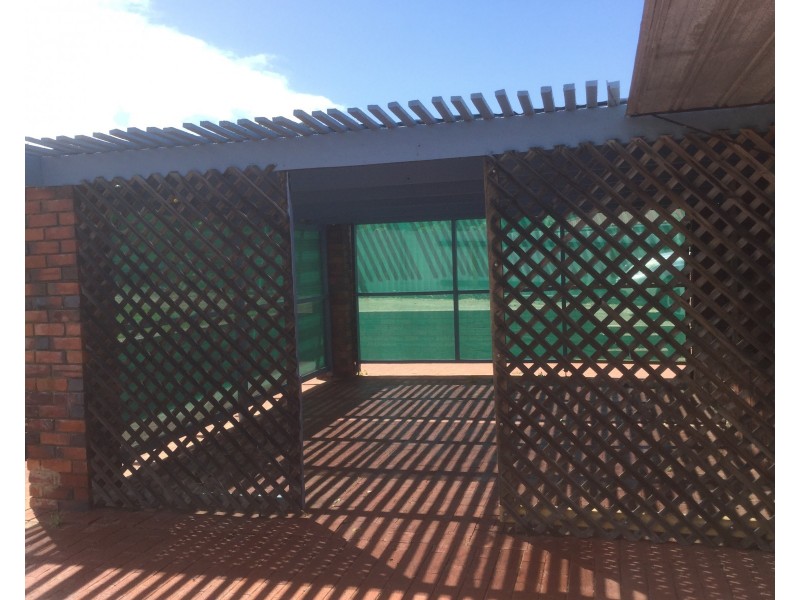 27 Newstead Road, Kojonup WA 6395