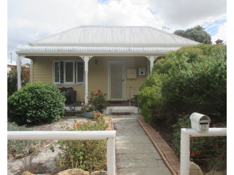 20 Broome Street, Katanning WA 6317