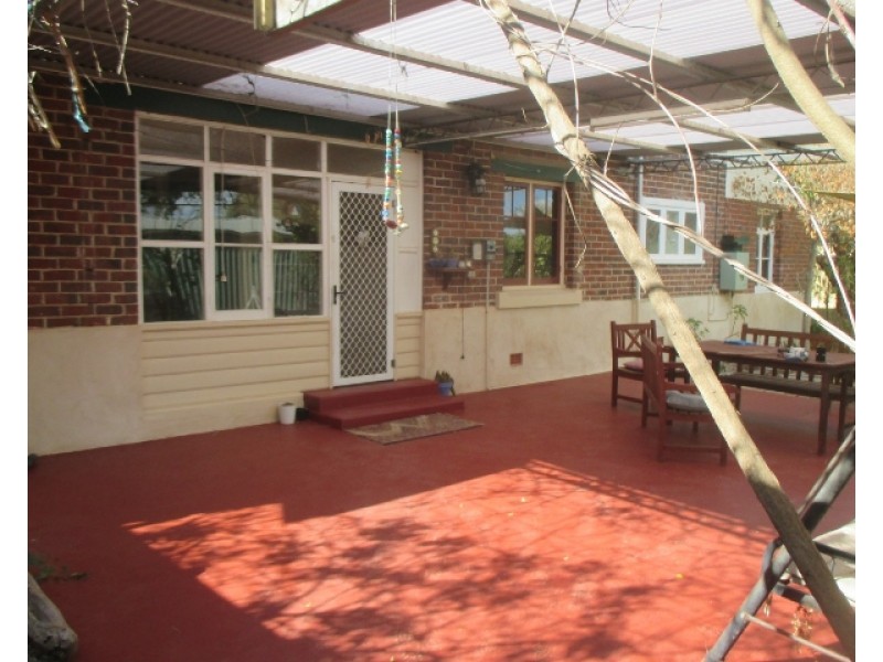 72 Adam Street, Katanning WA 6317