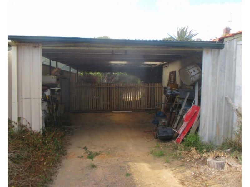 72 Adam Street, Katanning WA 6317