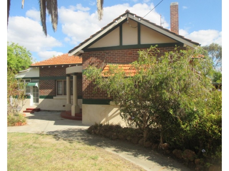 72 Adam Street, Katanning WA 6317