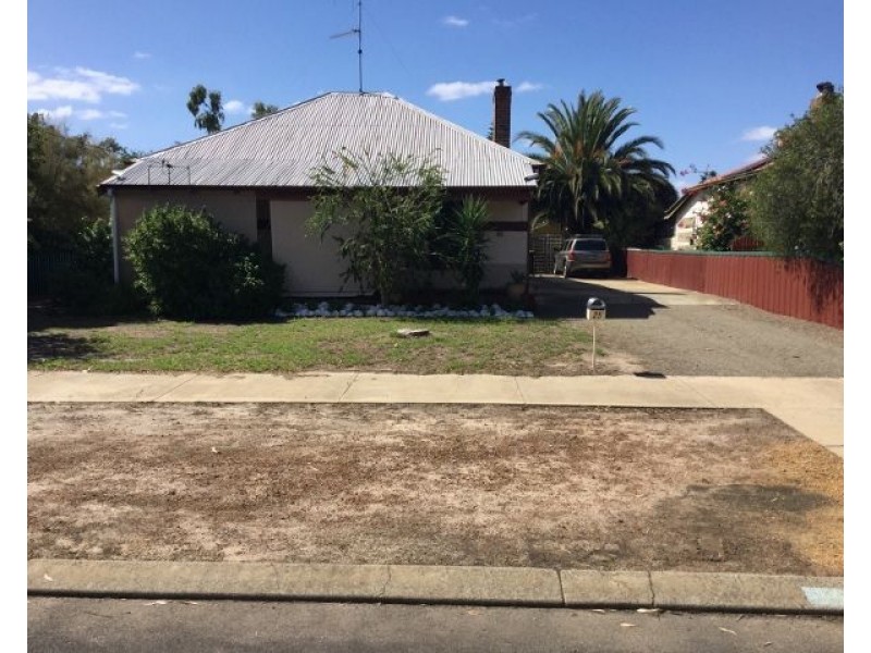 25 Piesse Street, Katanning WA 6317