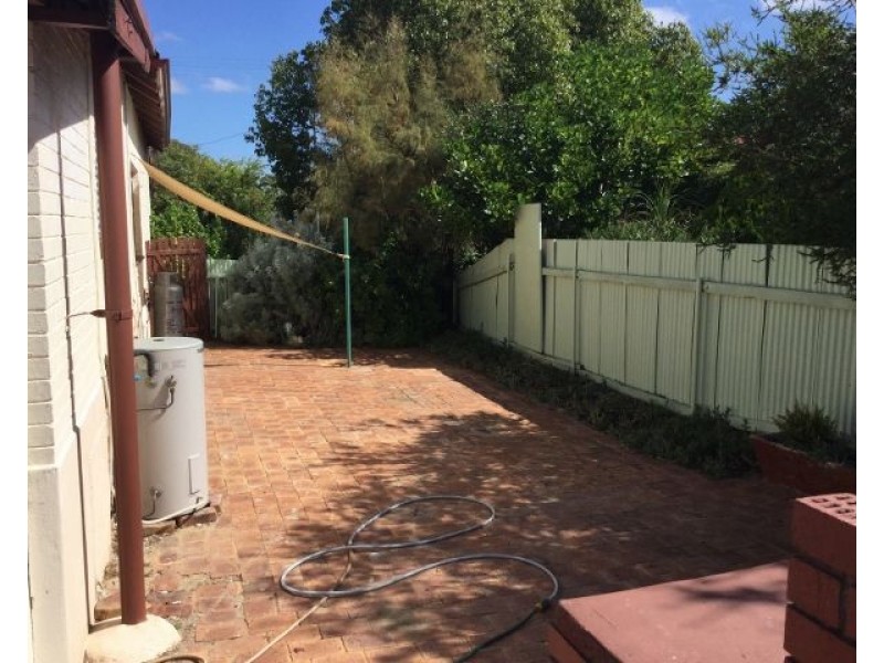 25 Piesse Street, Katanning WA 6317