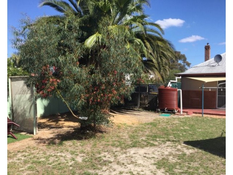 25 Piesse Street, Katanning WA 6317