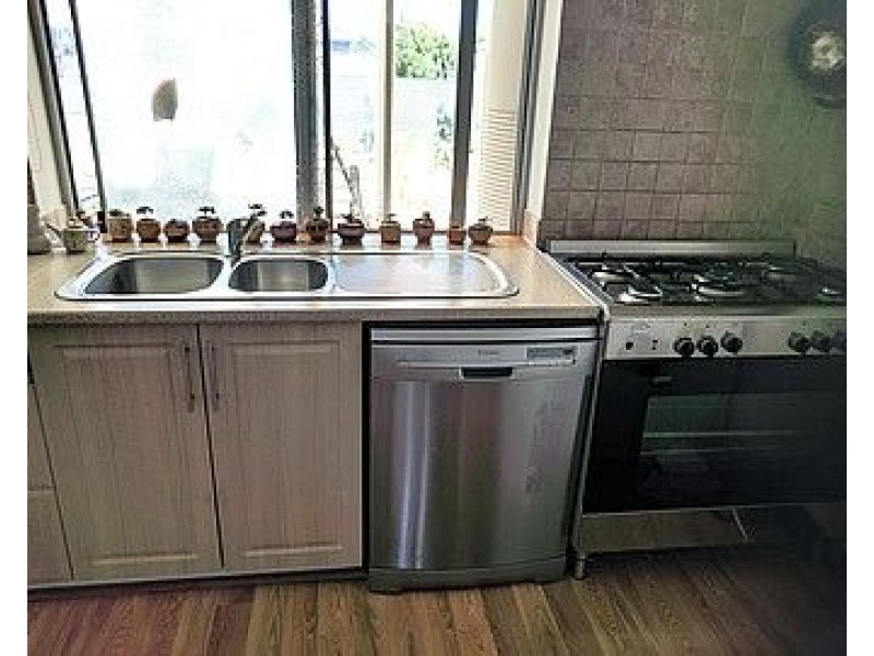 63 Rogers Avenue, Katanning WA 6317