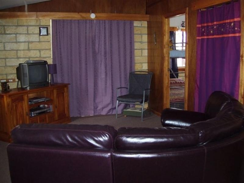 33 Keith Street, Broomehill WA 6318