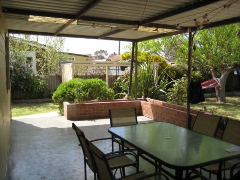 14 Cliff Street, Katanning WA 6317