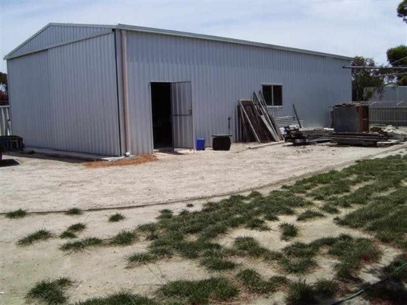 4 Carrie Street, Pingrup WA 6343