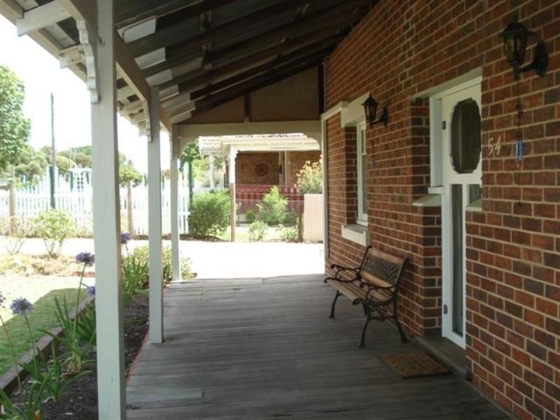 54 Avon Street, Katanning WA 6317