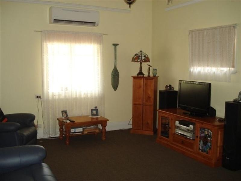 54 Avon Street, Katanning WA 6317