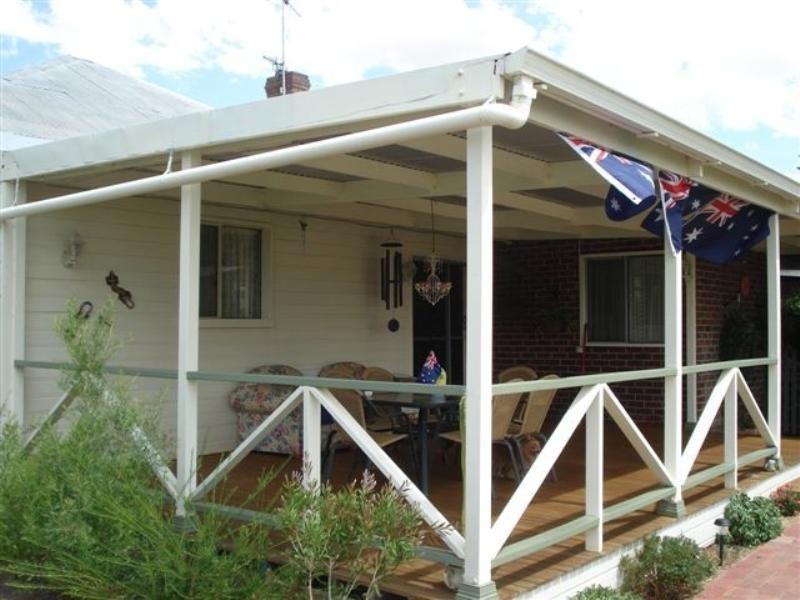 54 Avon Street, Katanning WA 6317