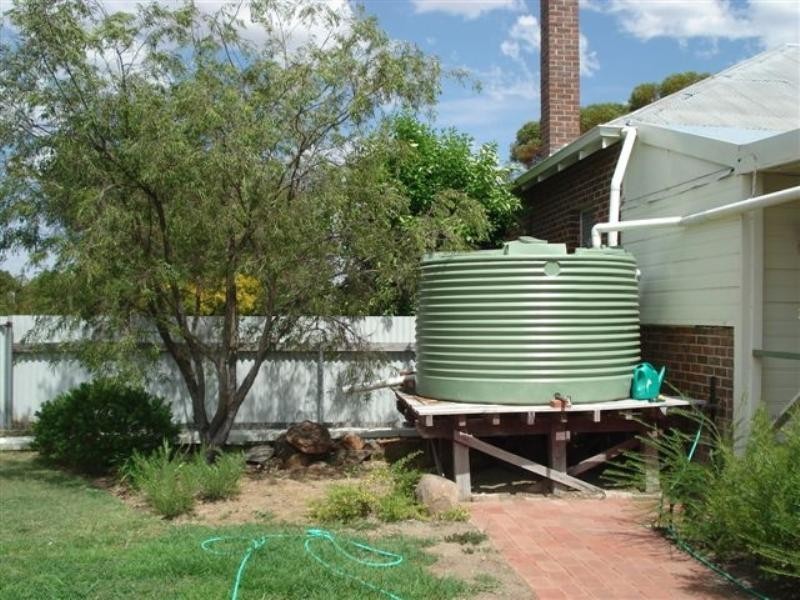 54 Avon Street, Katanning WA 6317