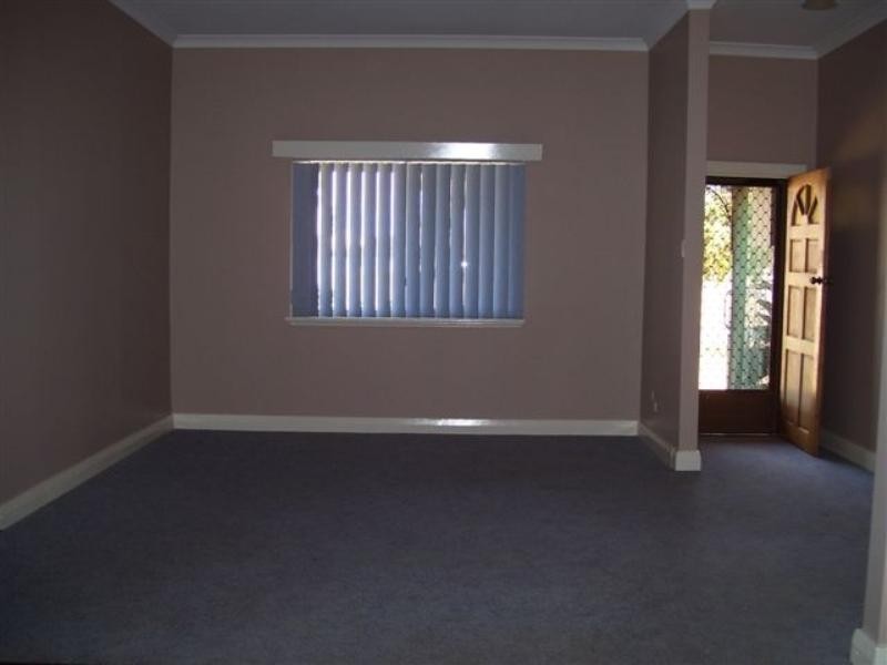 104 Avon Street, Katanning WA 6317