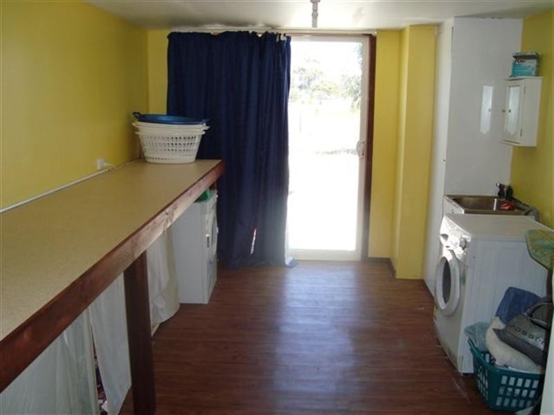 31 Forrest Hills Road, Katanning WA 6317