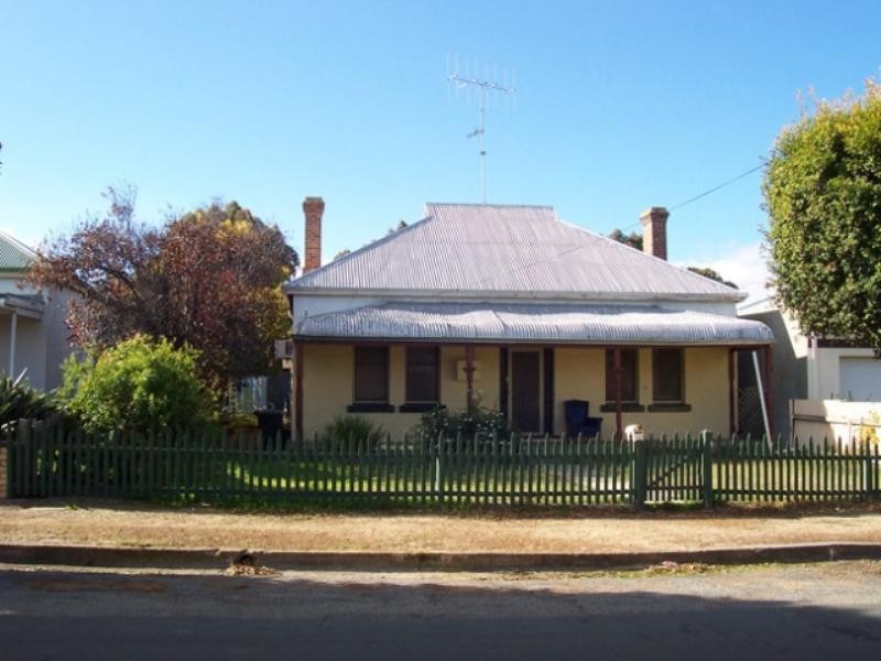 16 Amherst Street, Katanning WA 6317