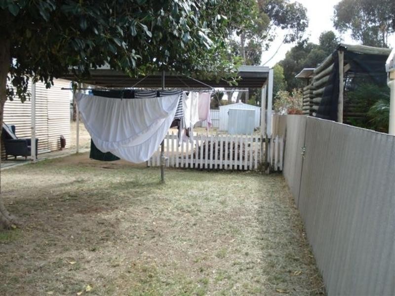 16 Amherst Street, Katanning WA 6317