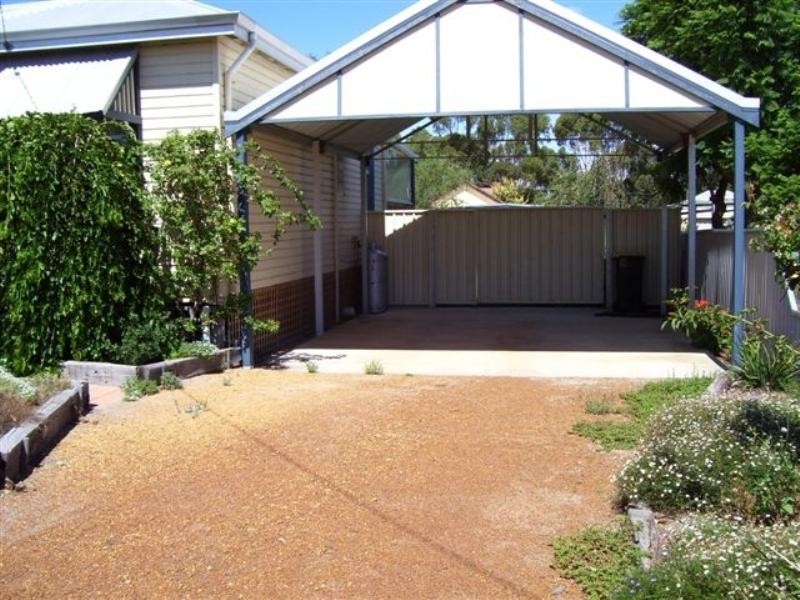 40 Chipper Street, Katanning WA 6317