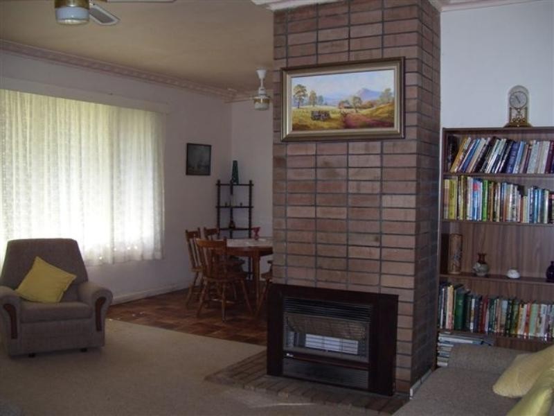 28 Park Street, Katanning WA 6317