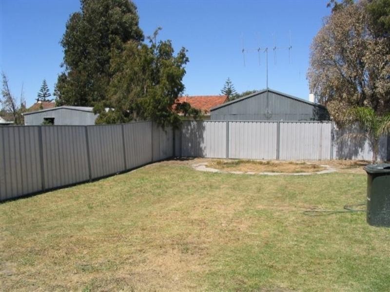 14 Bowden Terrace, Katanning WA 6317