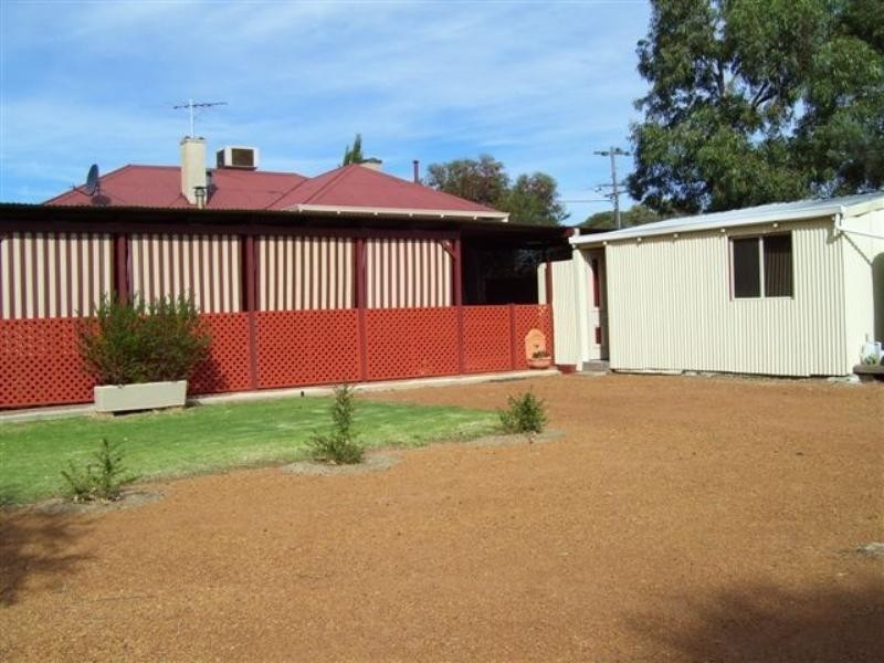 28 Urban Street, Wagin WA 6315