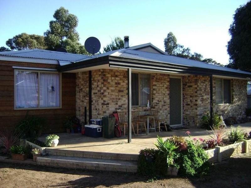 39 Keith Street, Broomehill WA 6318