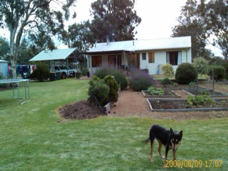 9 Chillicup Road, Broomehill WA 6318