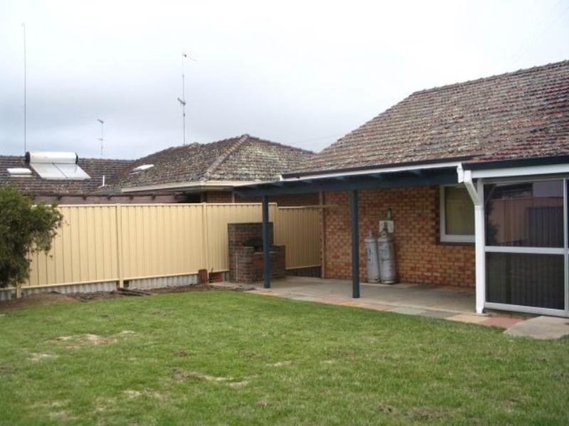 15 Rogers Avenue, Katanning WA 6317