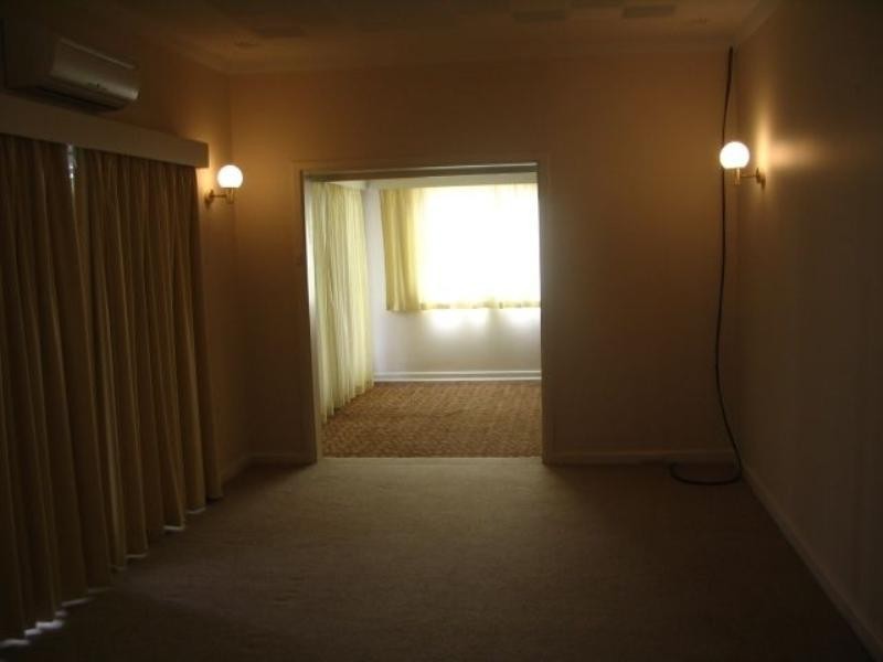 15 Rogers Avenue, Katanning WA 6317